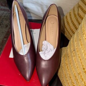 Journee Collection Burgundy Pointed Toe Heels